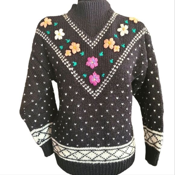 PACIFIC COAST HIGHWAY Sweater Crewel Embroidered Black Colorful size S/P - Picture 12 of 12